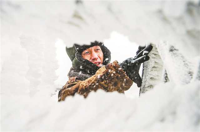 蒋兴良让冰雪与高压绝缘的科研狂