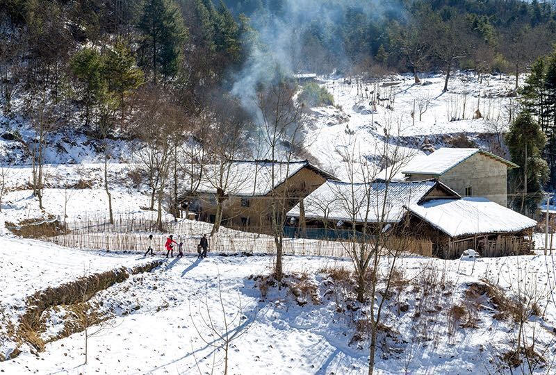 重庆城口雪后乡村锦绣画卷