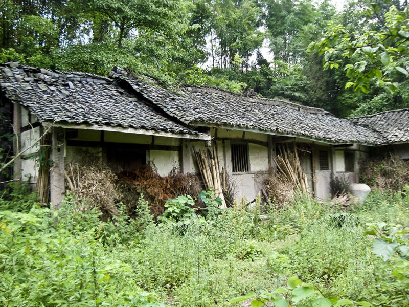 高峰村农民旧居   周千明 摄