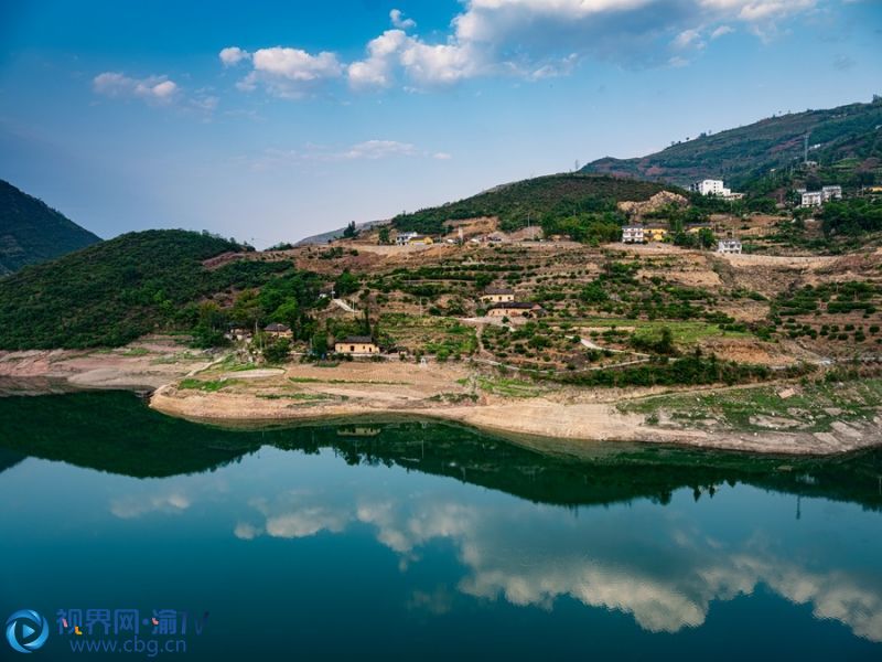 山清水秀青杠村 王傳貴拍攝