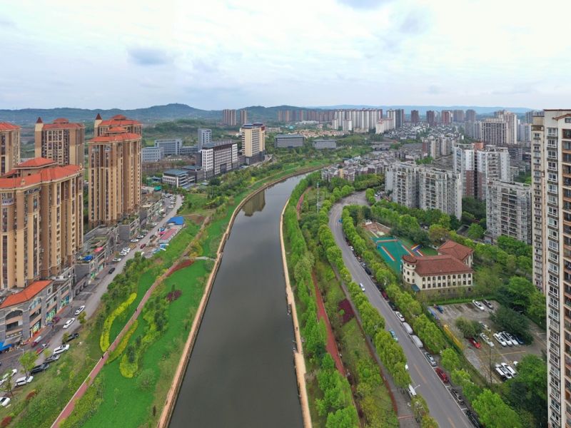 春風(fēng)又綠桃花河