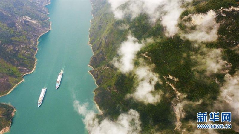 　　重庆奉节瞿塘峡一带景色（无人机照片，2019年3月28日摄）。新华社记者 王全超 摄