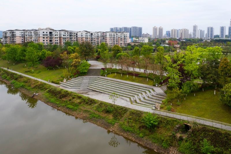 春風(fēng)又綠桃花河