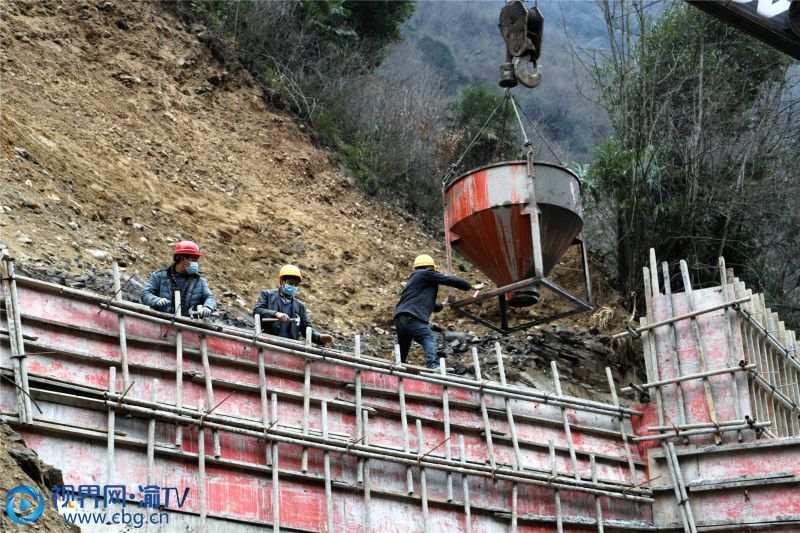 重庆城口：一手抓防控 一手抓复工 疫情当前，重庆市城口县交通局一手抓