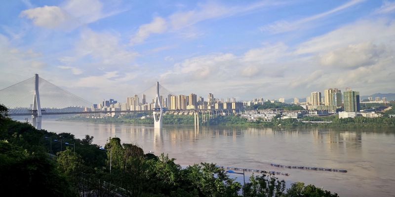 連日大雨后，重慶市大渡口區(qū)迎來晴朗的天氣。（攝影：李馨倩）