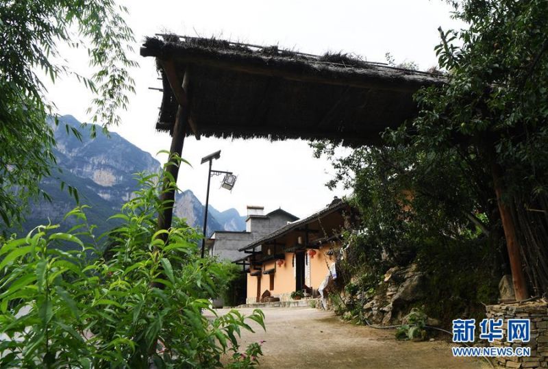 7月3日在下庄村拍摄的一家民宿外景。 新华社记者 王全超 摄