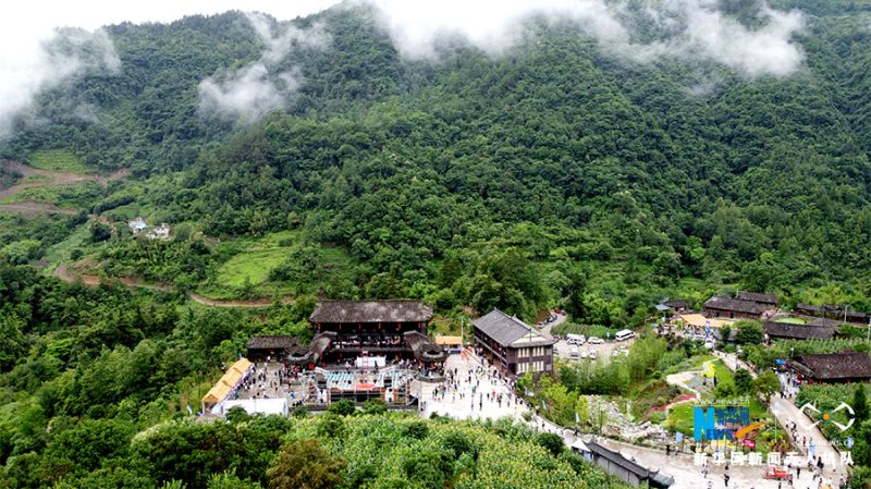 2013年开始，武隆区对田家寨实施抢救行动。此后，田家寨依次被纳入“笫三批中国传统村落”、“第二批中国少数民族特色村寨”。新华网 马天龙 摄