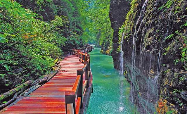 全國率先創(chuàng)建生態(tài)養(yǎng)生地方標準的景區(qū)——黑山谷