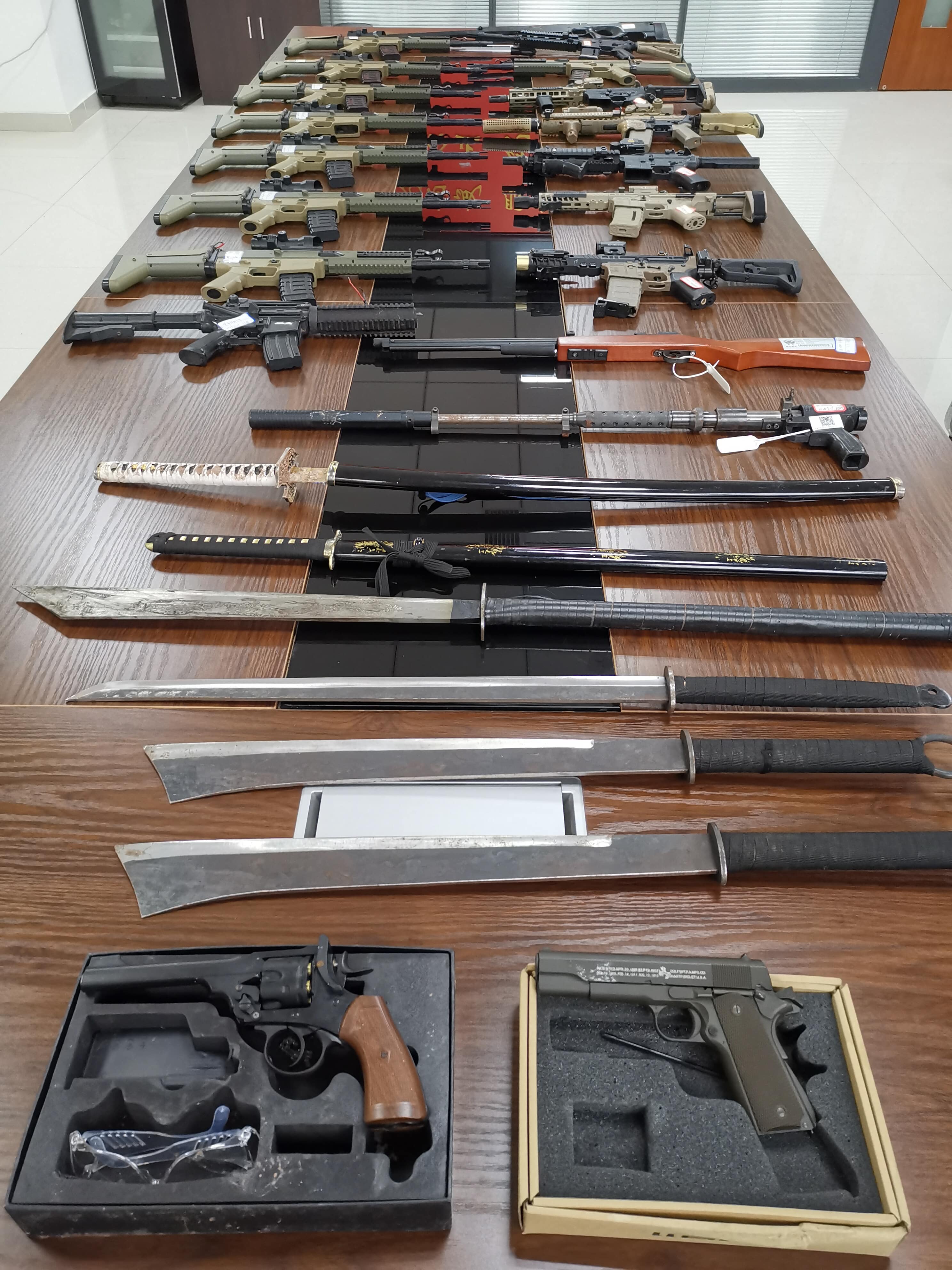 缴获各类枪支112支 渝北警方打击整治枪爆违法犯罪取得系列成果