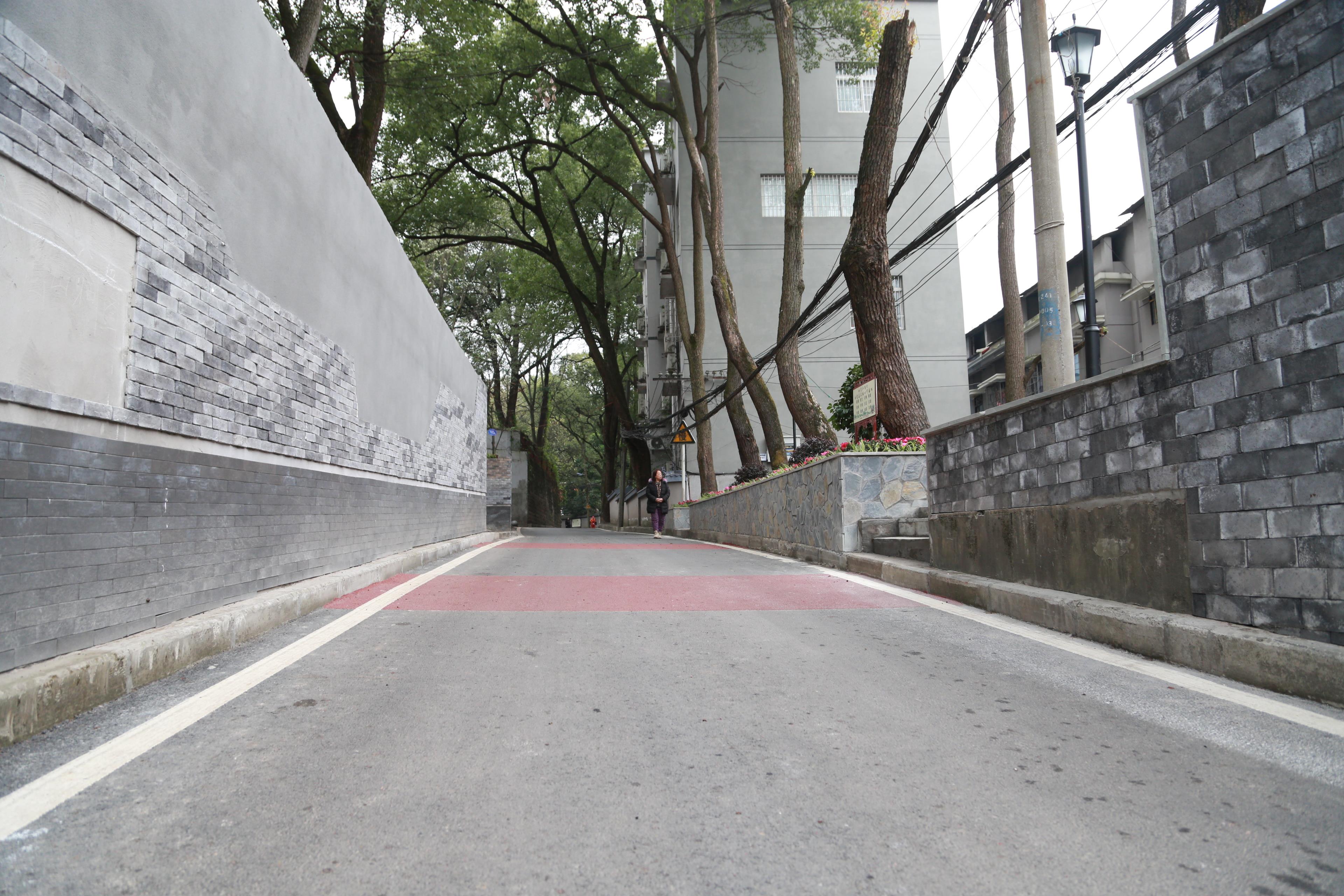 山洞街道:建设"四好"公路 打造便捷出行环境