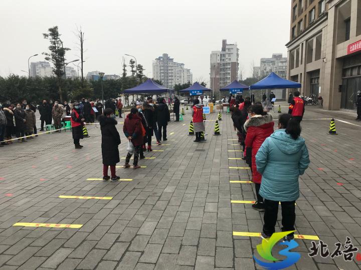 北温泉街道云山社区大规模人群新冠肺炎核酸标本采样实战演练现场.jpg