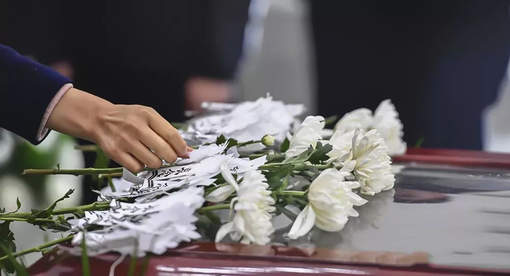 83c6e5a82b5a209d95ffcba1bf8b2b91