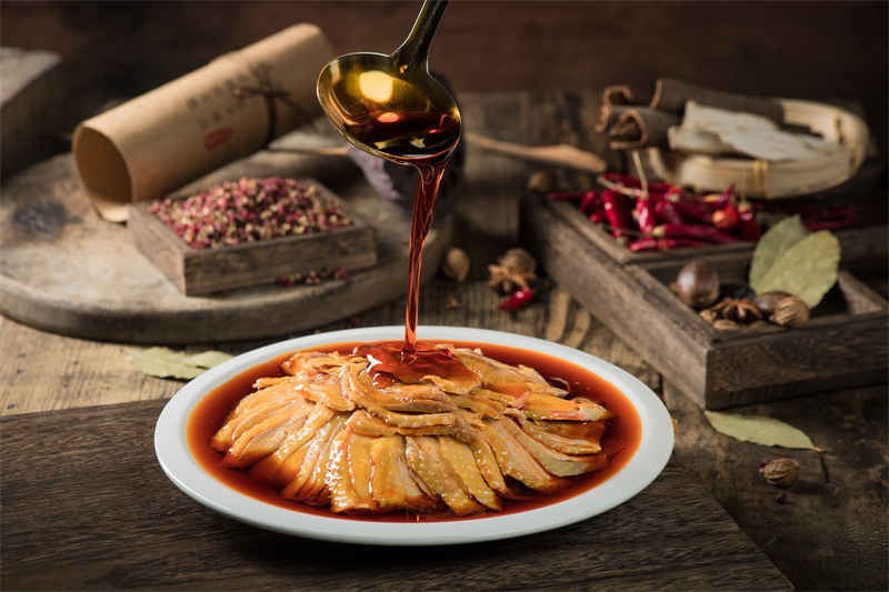 经典美味百年传承 范淑英女士将孙记麻辣鸡发扬光大