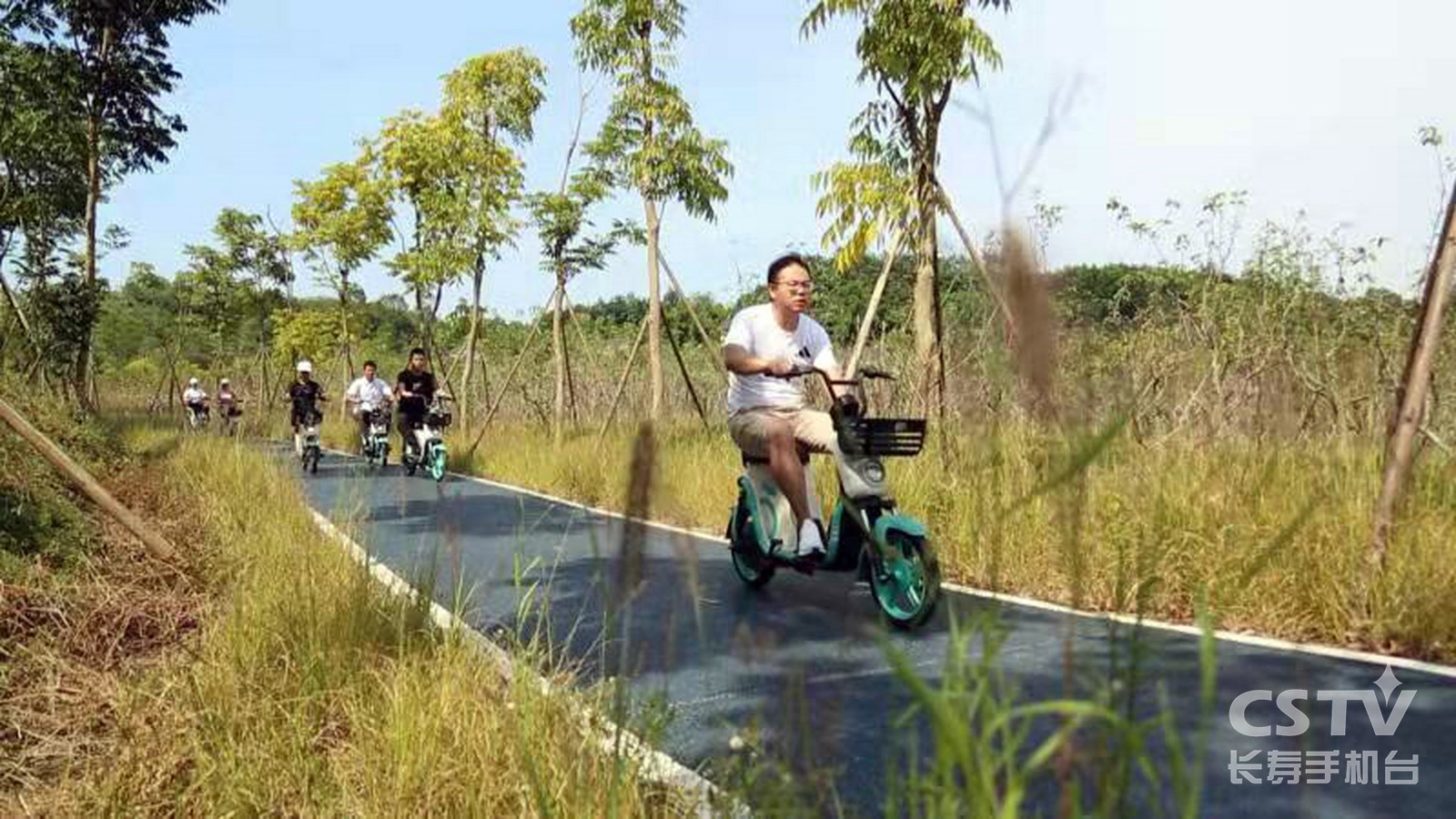 长寿首批共享电单车投用，在这里↓2 (复制).jpg