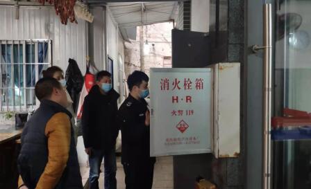 观音桥街道.jpg