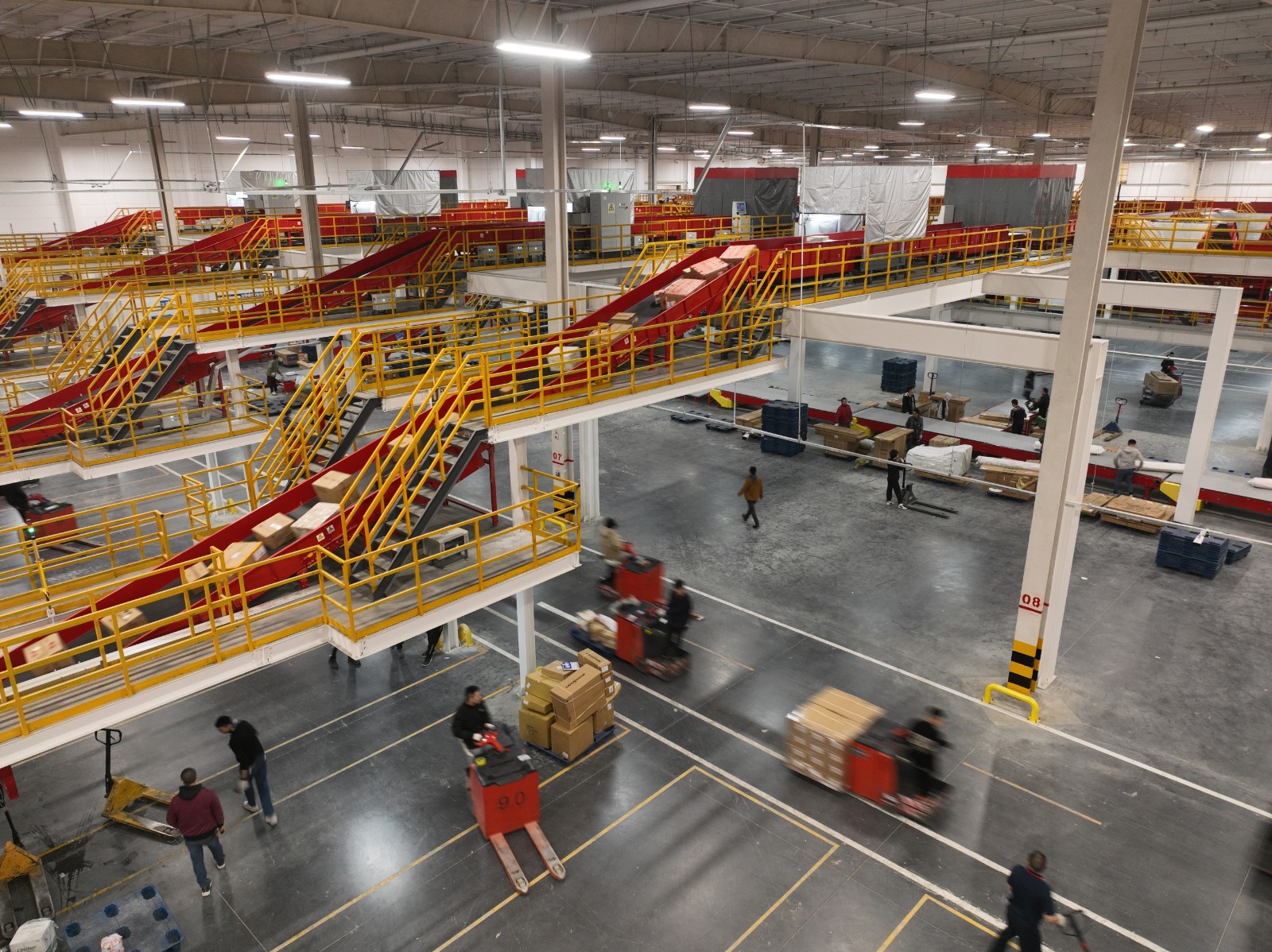 占地8万平方米德邦快递西南总部在江津珞璜临港产业城投运