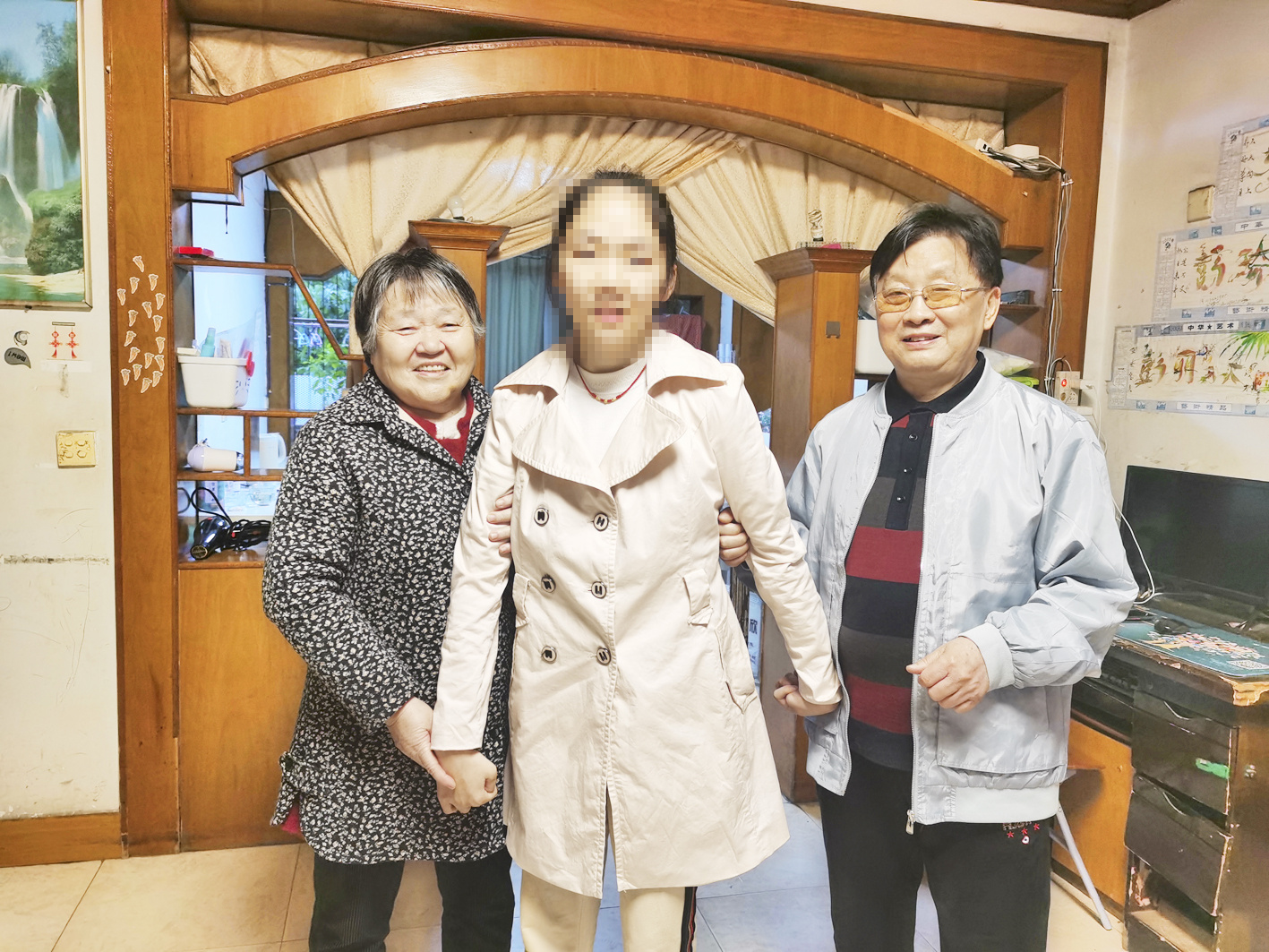 092e3323f7104fa8a665713dc7db643b[1].jpg