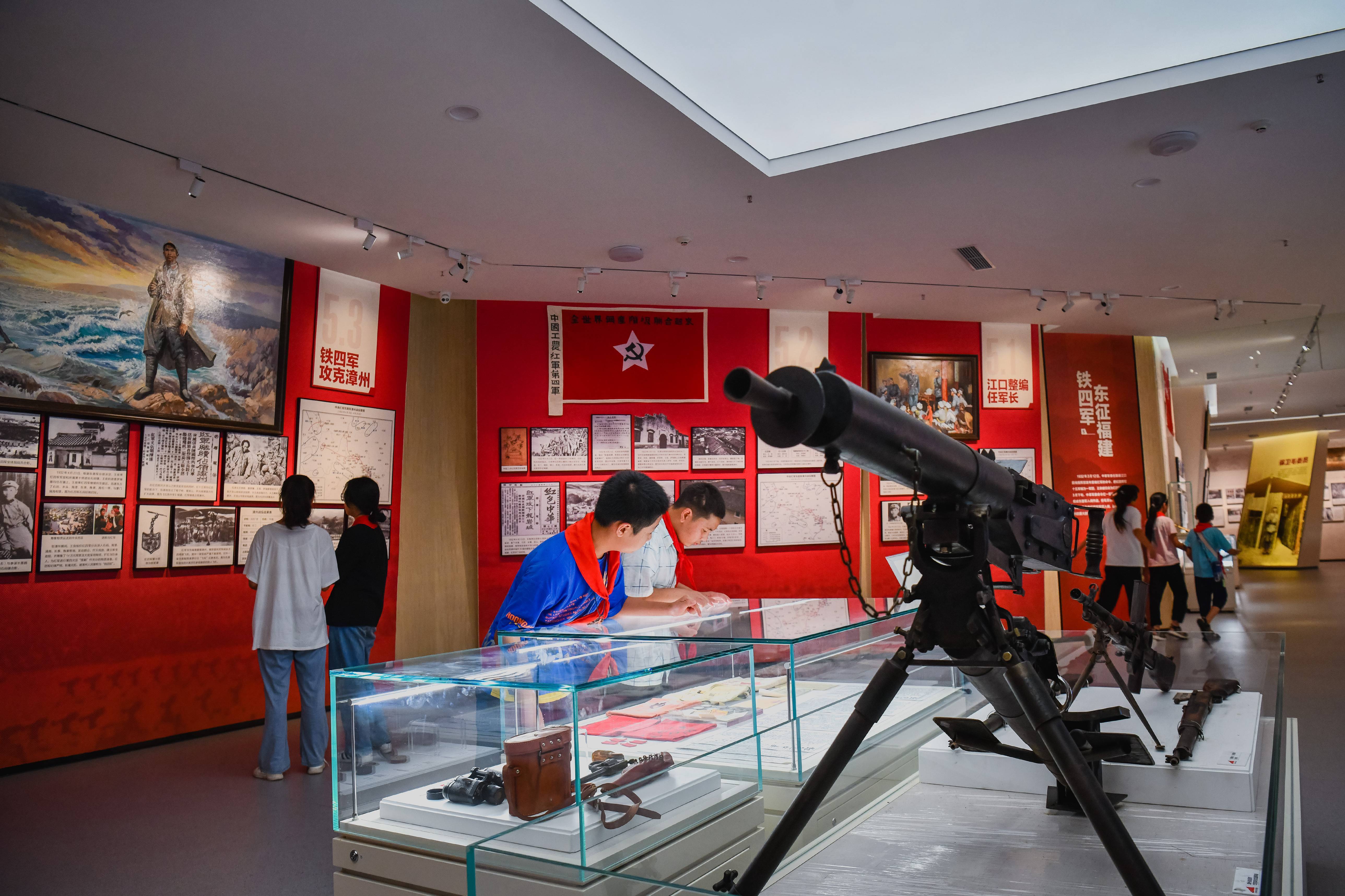 王良同志纪念馆成为青少年红色研学首选地。（摄影：陈星宇）