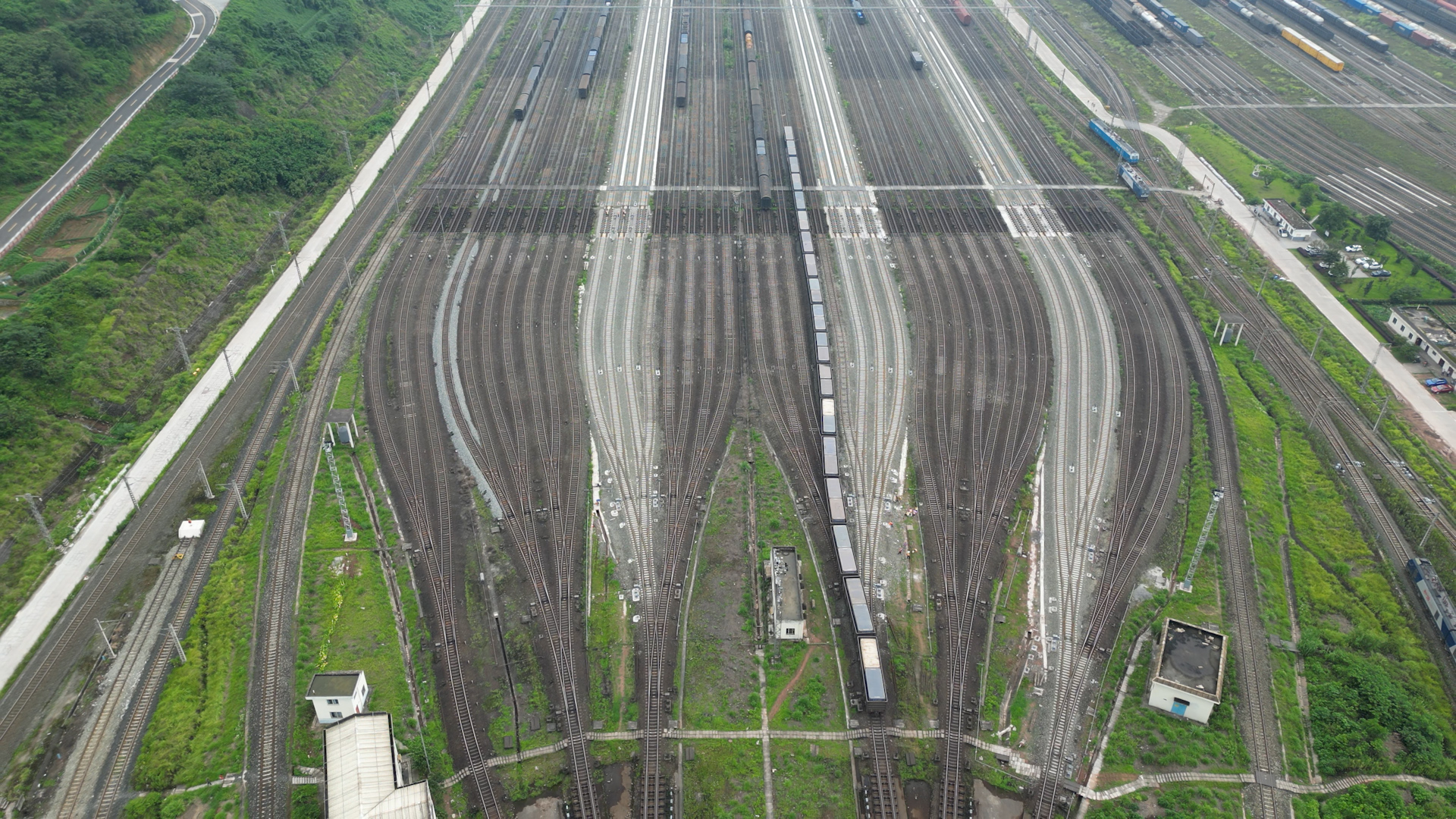 大幅提升国际班列运力 重庆兴隆场编组站扩能改造完成