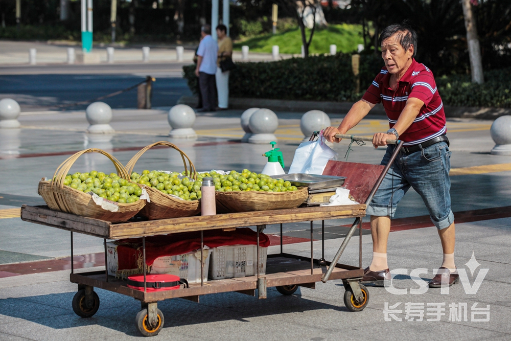 图集｜高温下的劳动者掠影3.jpg