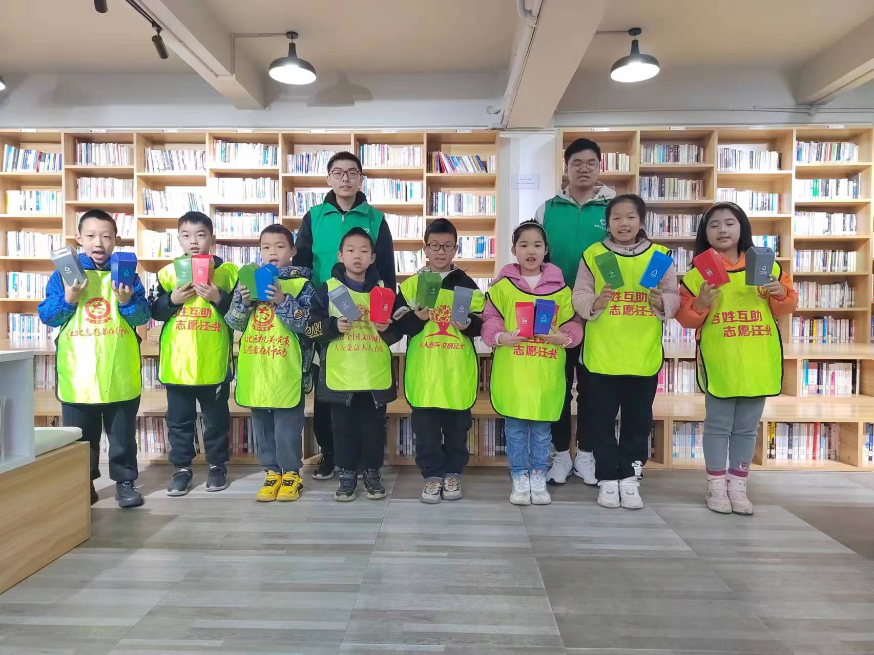 2024年1月19日下午，铁山坪街道新时代文明实践所开展&ldquo;垃圾分类&rdquo;手工活动3.jpg