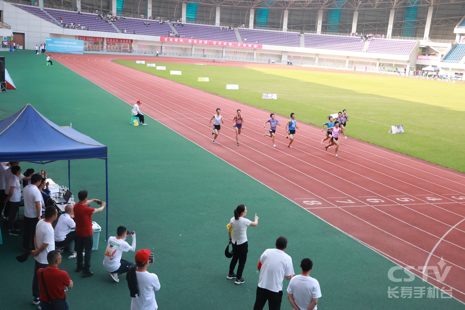 重庆市中等职业学校第八届学生田径运动会举行 行知学校运动员打破三项市纪录
