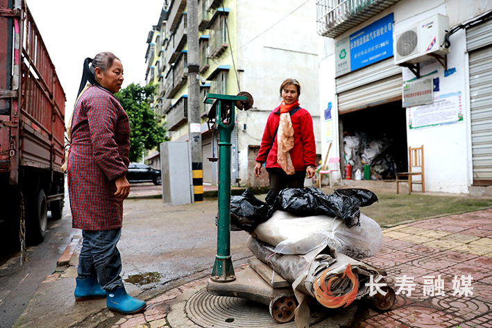 长寿：绿色“膜”法让土地“排毒”农户受益