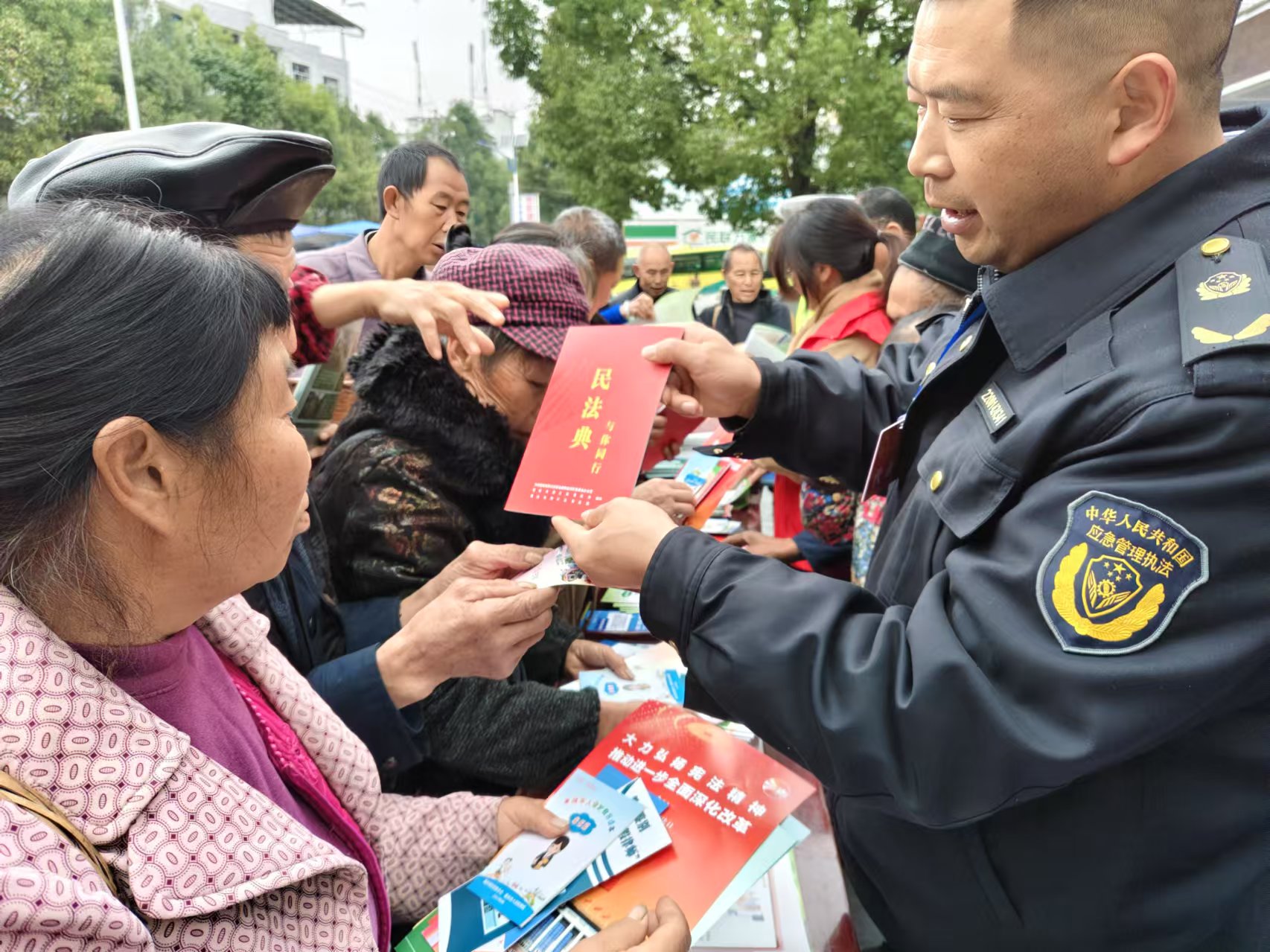 民法典宣传1.jpg
