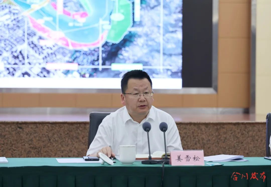 上午讲话_副本.jpg