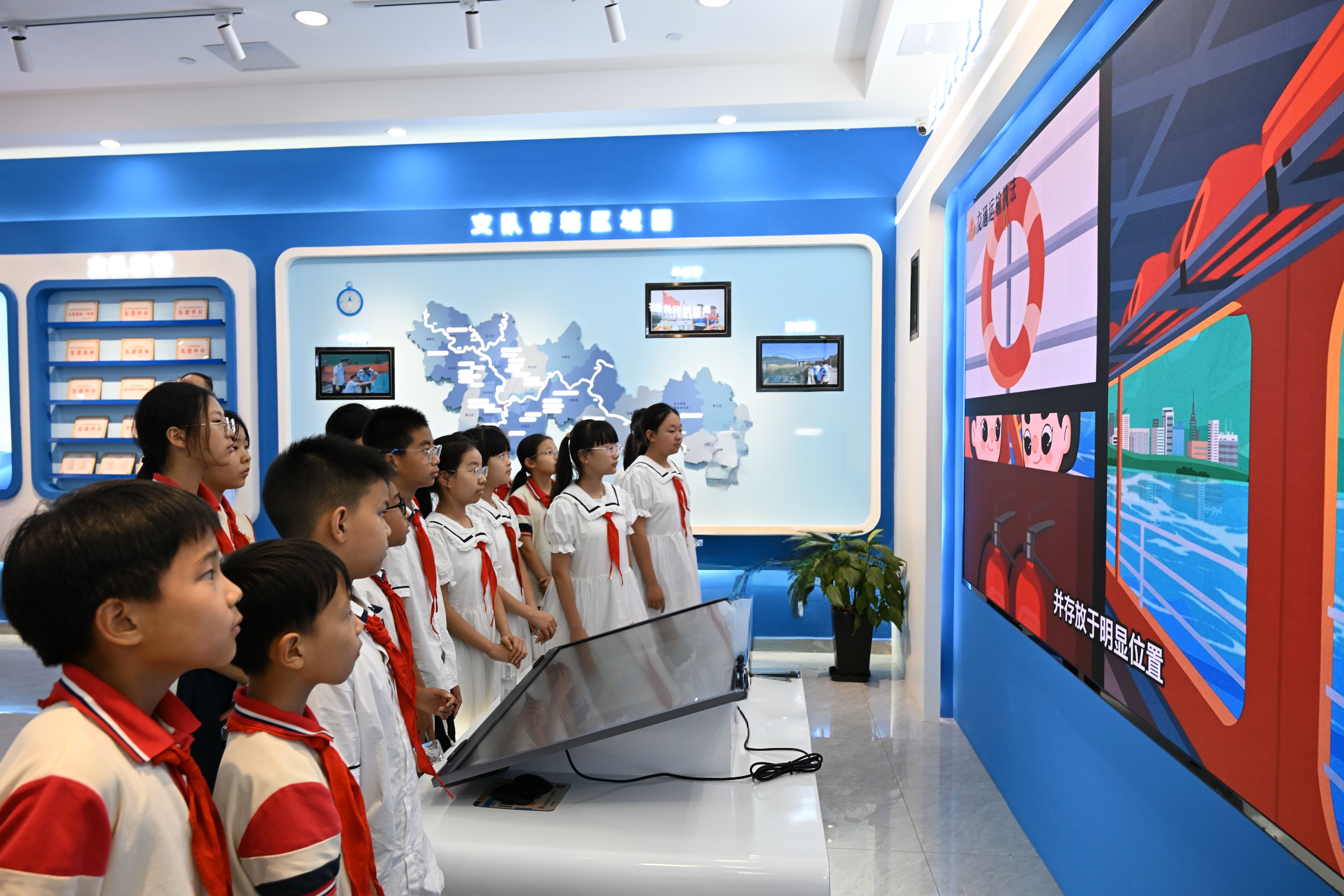 acef3030abd48ab1e8f1016621fb2cc.jpg