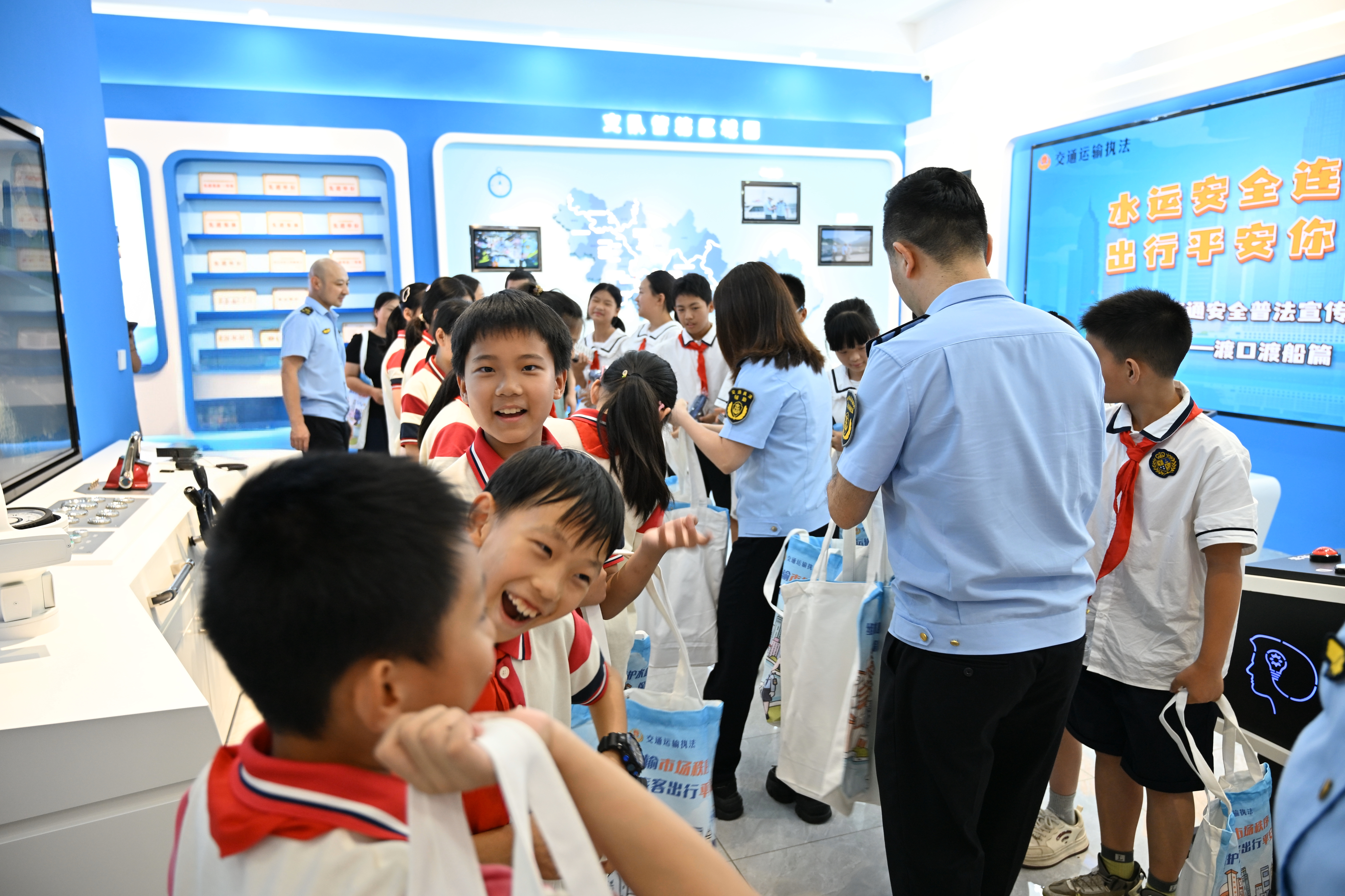 d69cca0000d8467aaabdb16eb85012e.jpg