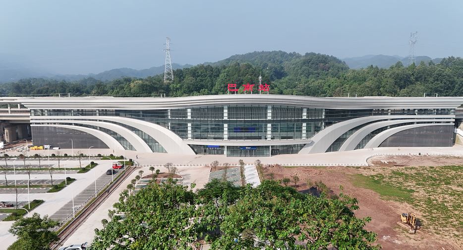 巴南站1.jpg