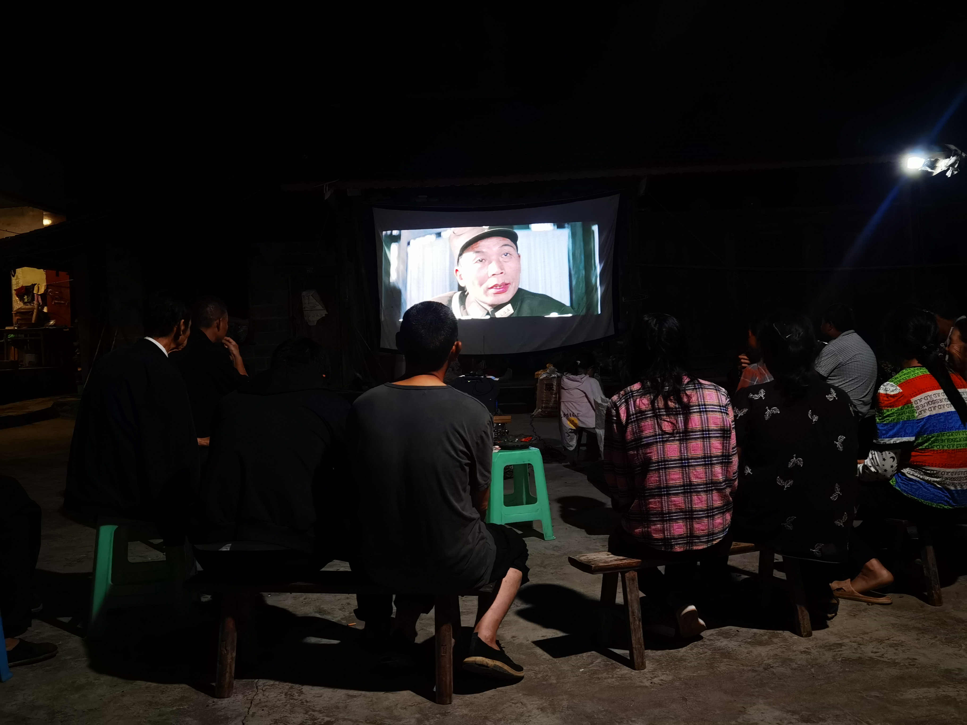 新华乡开展送文化下乡新时代文明实践活动.jpg