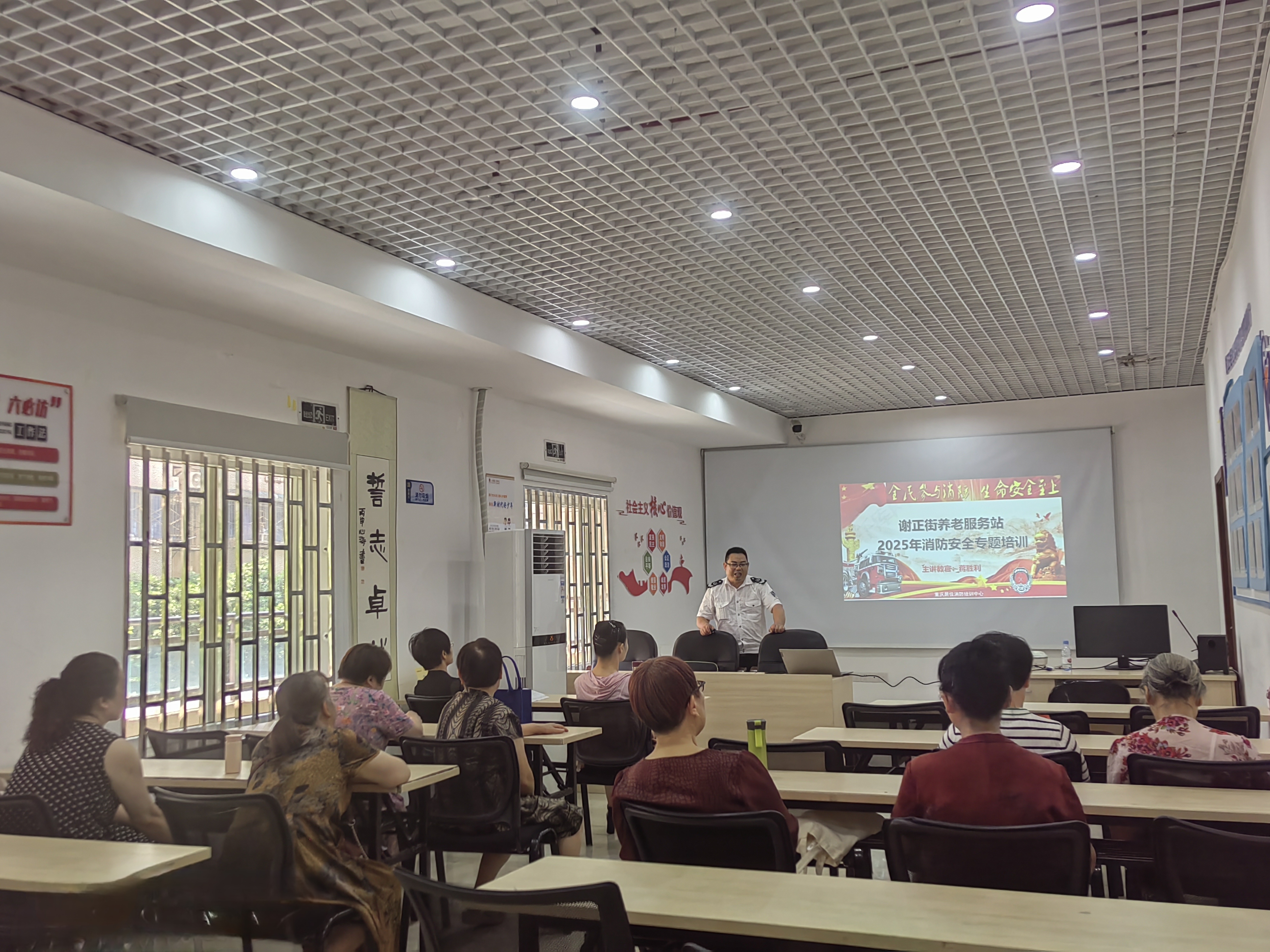 b05d05ef1c89e74f06aac0cedb51fa78.jpg b05d05ef1c89e74f06aac0cedb51fa78.jpg