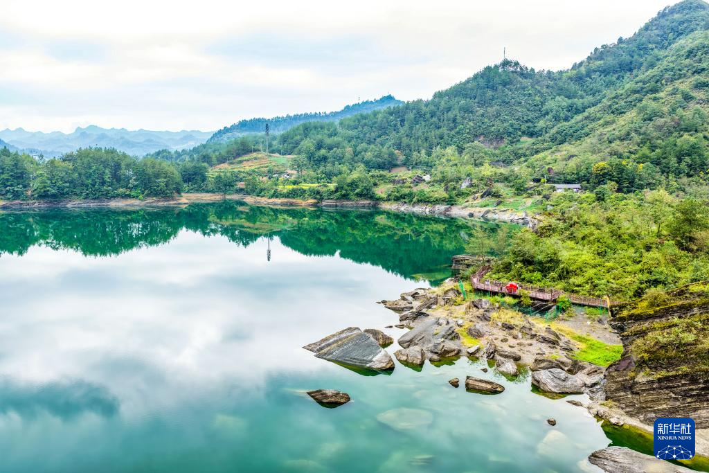 美丽中国丨重庆黔江:小南海湿地自然保护区秋景如画
