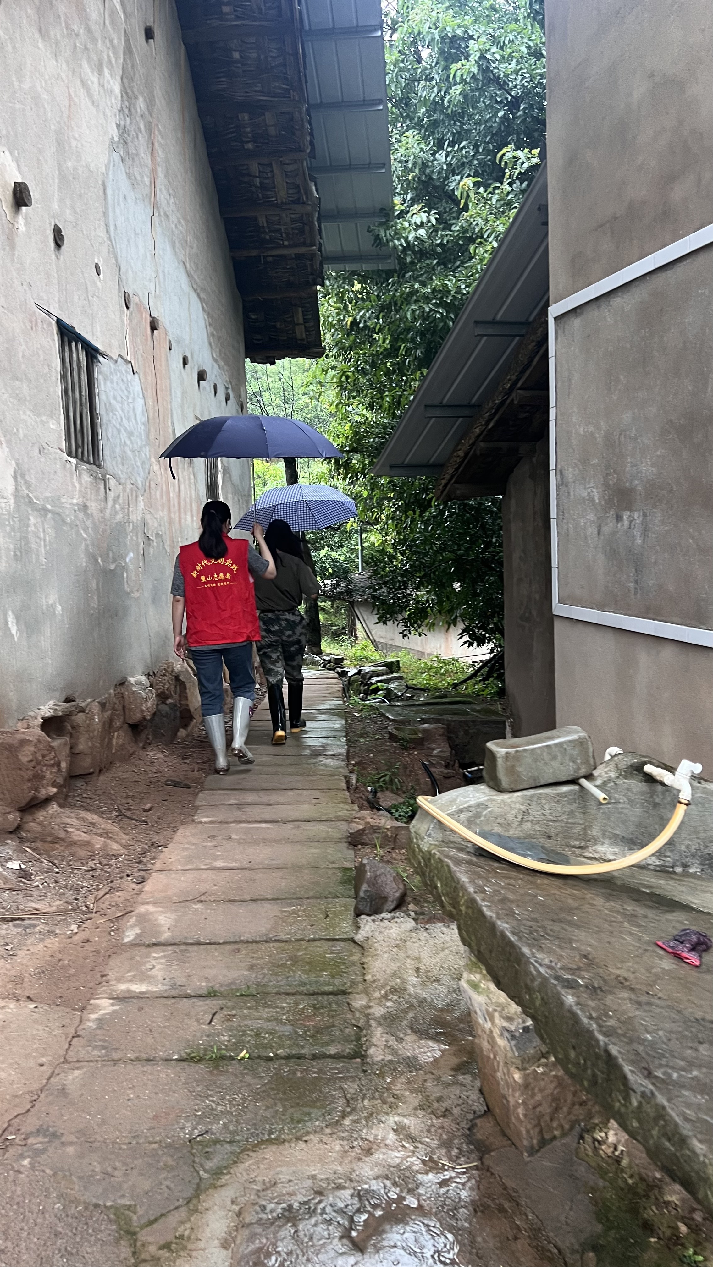 2025.9.12 地灾隐患排查文明实践活动.JPG