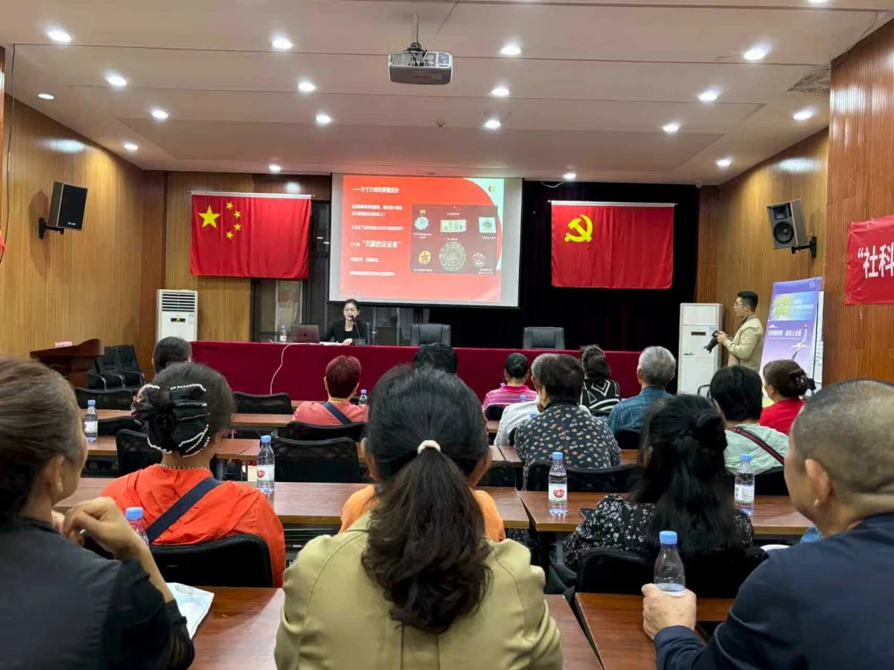 3726ba812c28b20d8265f4e74f99116.jpg 3726ba812c28b20d8265f4e74f99116.jpg