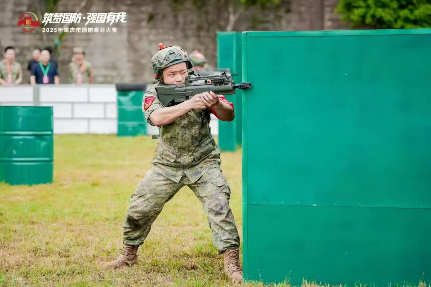 九龙坡区代表队参加2025年重庆市国防素养大赛。二选一.jpg