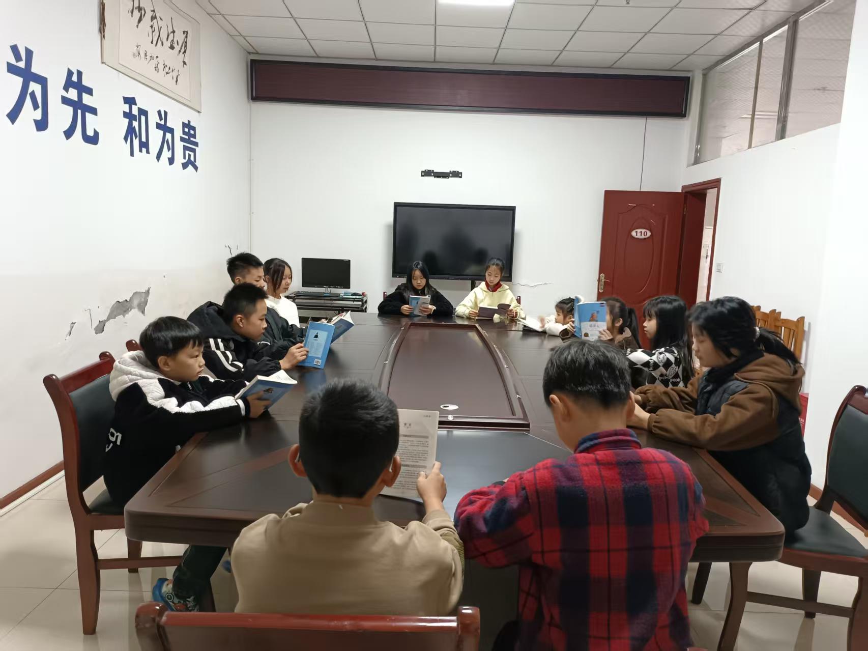 2025年11月天桥社区未成年活动室开展亲子图书阅读活动 (2).jpg