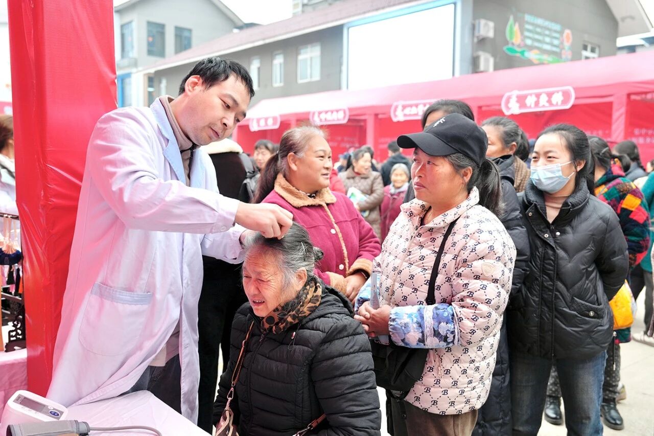 活动现场。重庆市卫健委供图