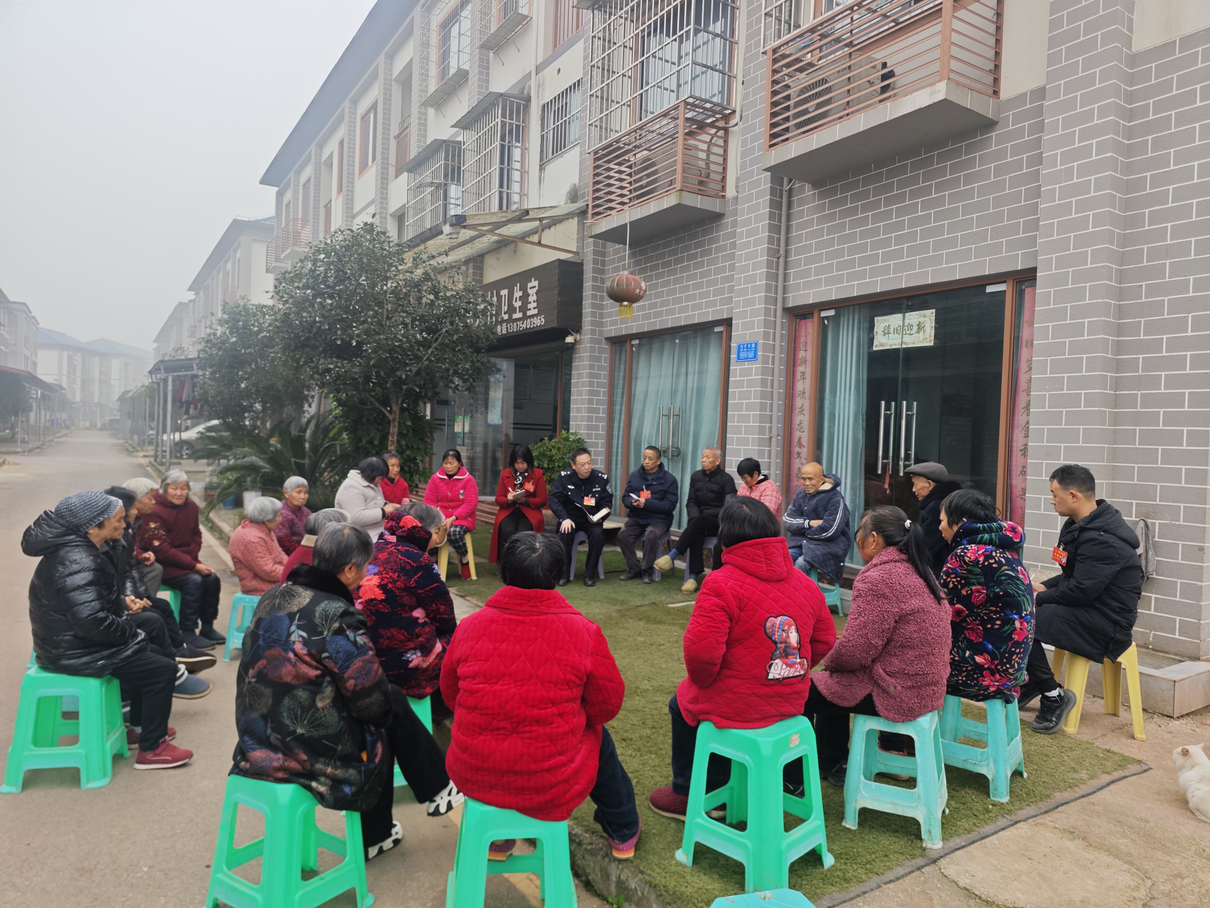 万古镇人大：开展“代表走访选民日”活动