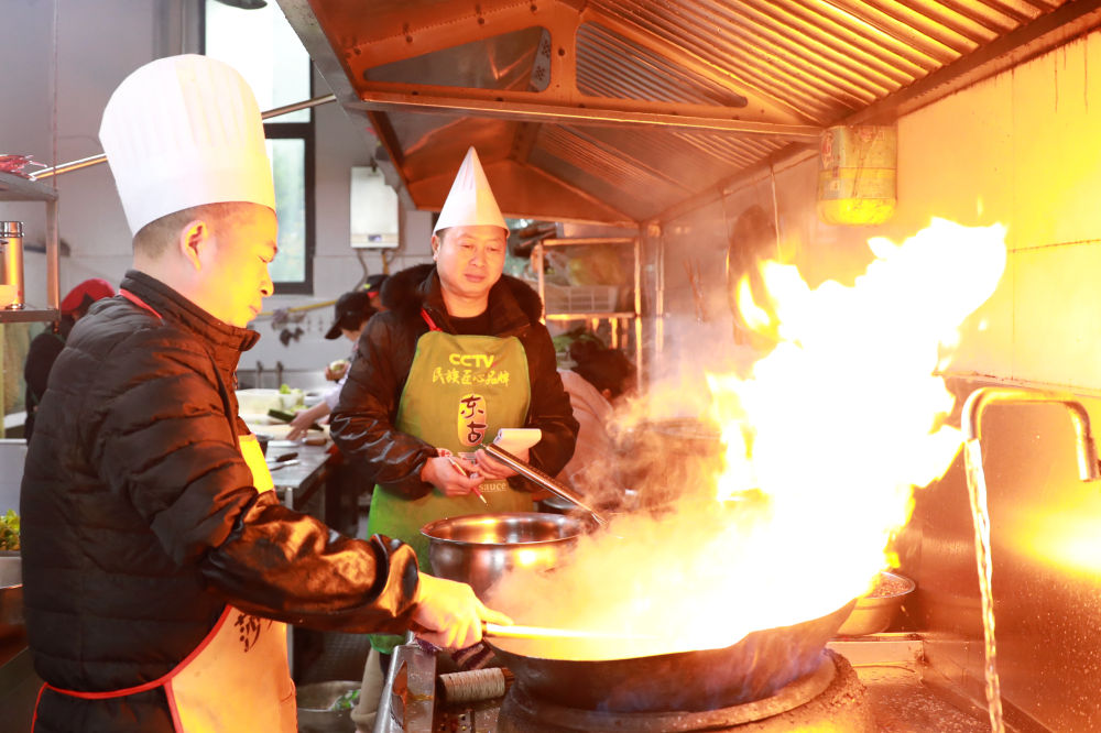 GcqfshC000012_20251230_CBMFN0A003 (1).jpg