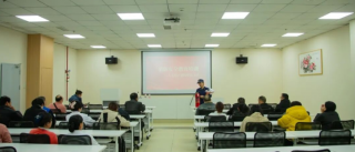 给“夕阳红”加一道“安全锁” 渝消蓝盾讲师团九龙坡分队走进养老机构开展消防安全专题培训