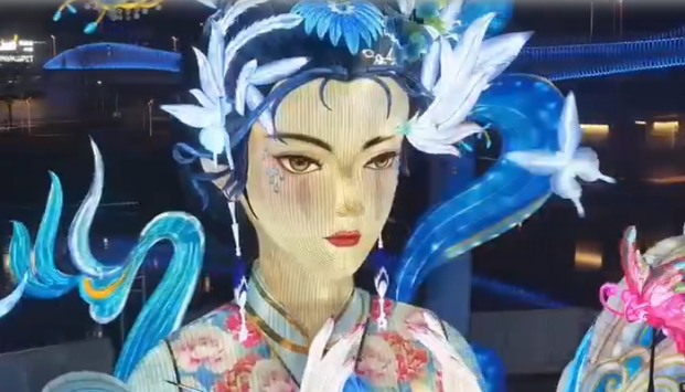 重庆灯会已经进化成这样了？这条视频带你穿越未来新年