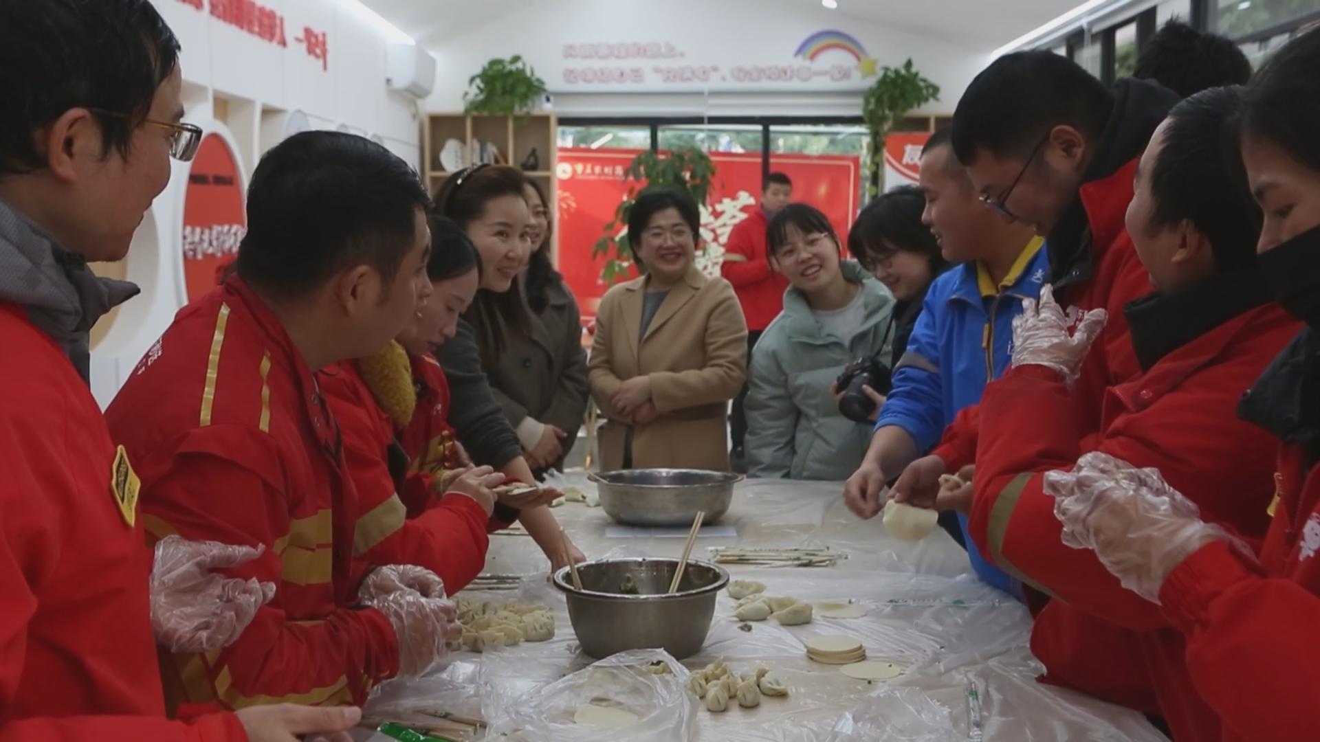 区总工会为新就业人群送上冬日关怀