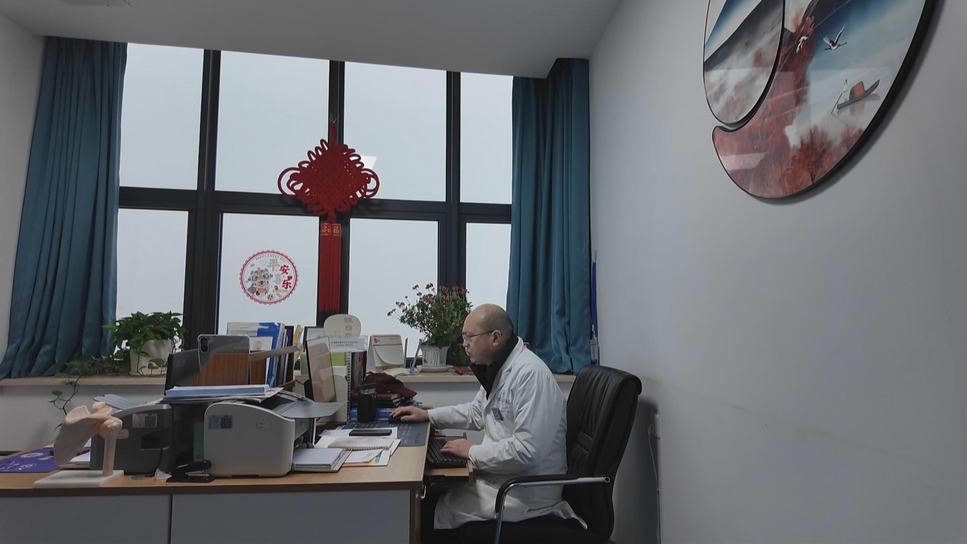 【代表委员风采】吴相阳：履职尽责显担当 守护健康 “零距离”