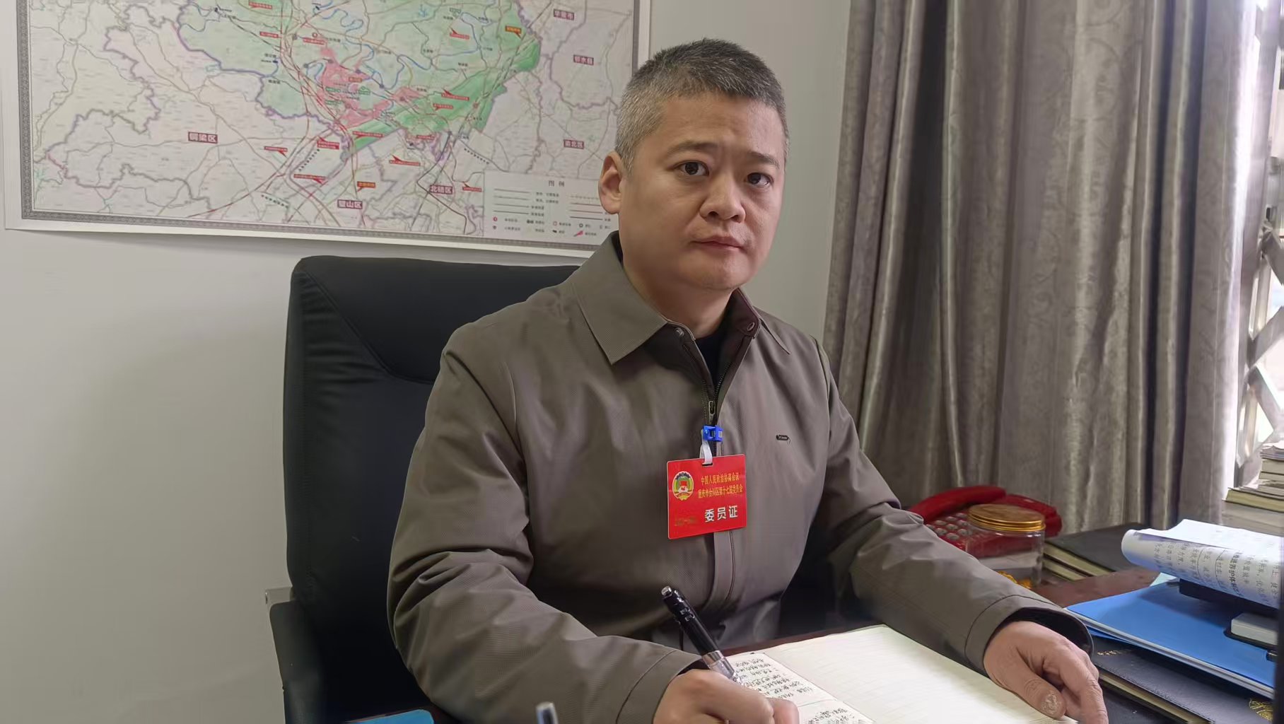 区政协委员谭稀：履职尽责担使命 护航出行惠民生