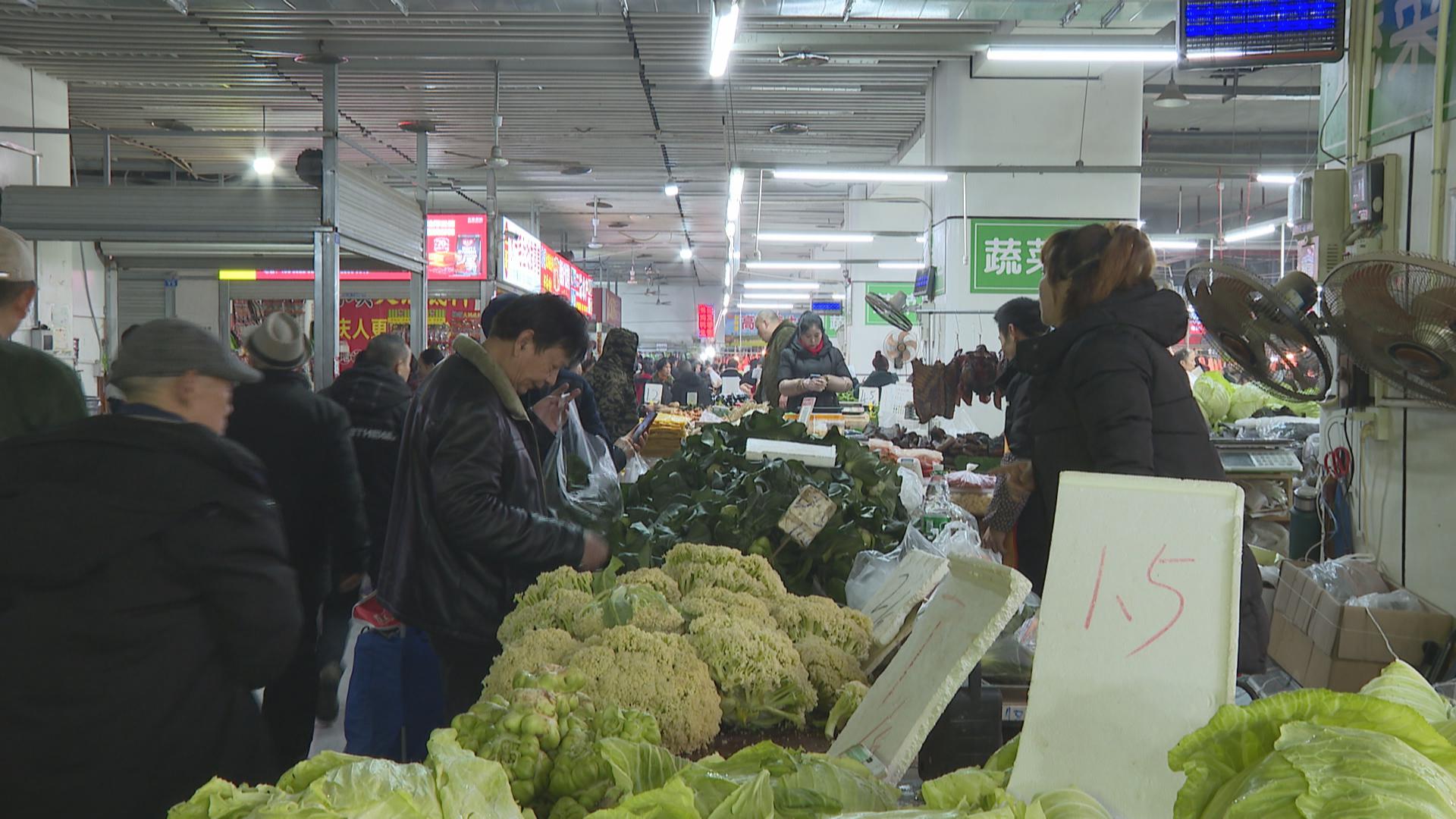 菜市场焕新升级 让消费者买菜更省心