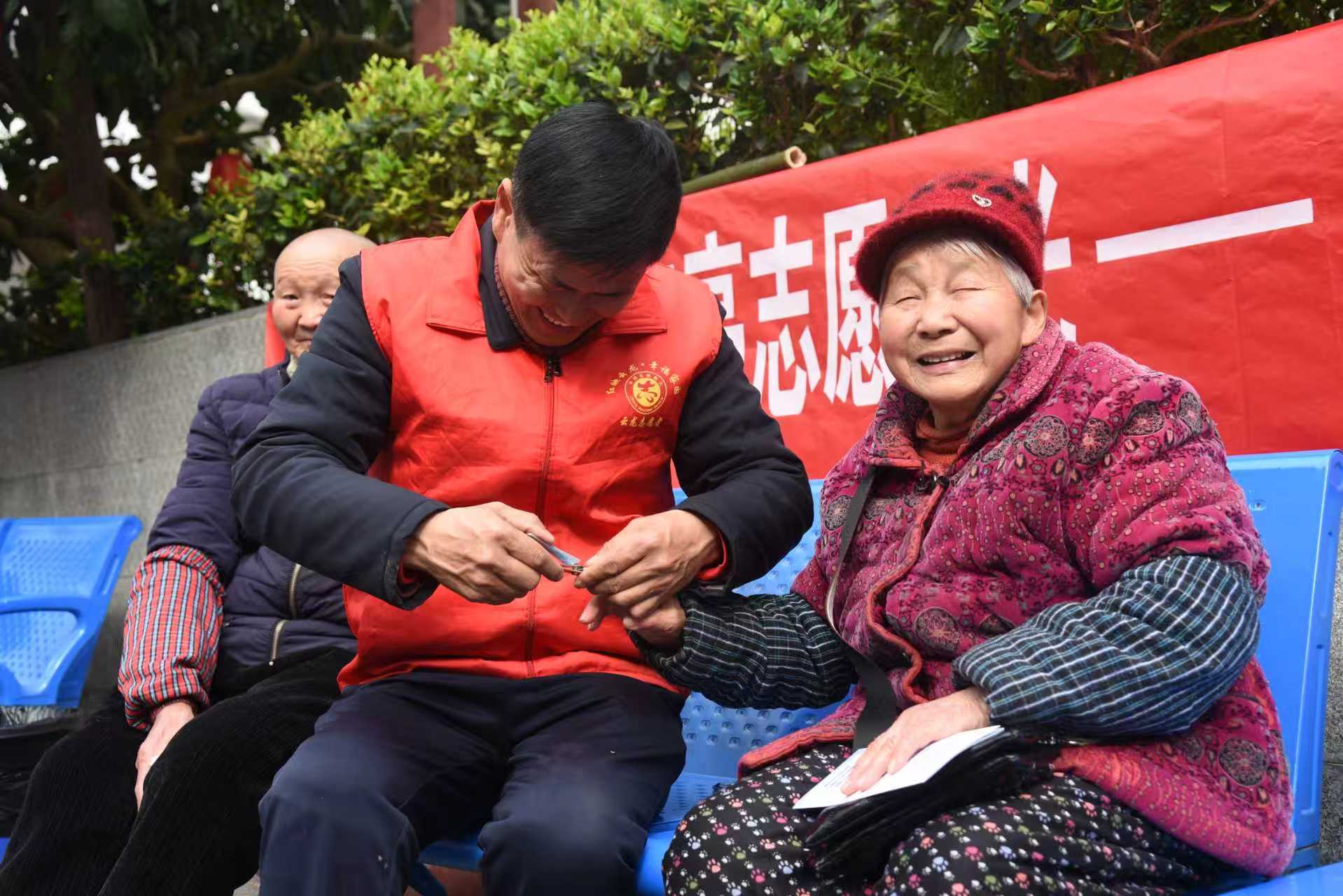 云门街道开展学雷锋纪念日主题活动