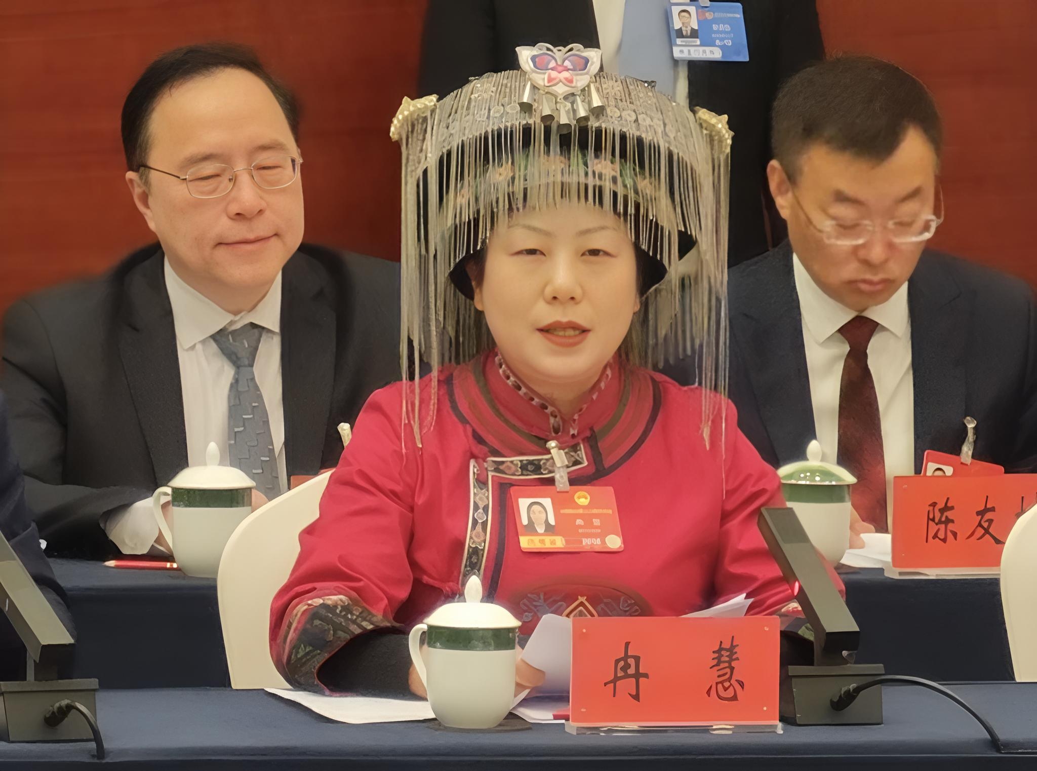 195ed83c343fa8b0e1a6d19d5c18649b.jpg 195ed83c343fa8b0e1a6d19d5c18649b.jpg